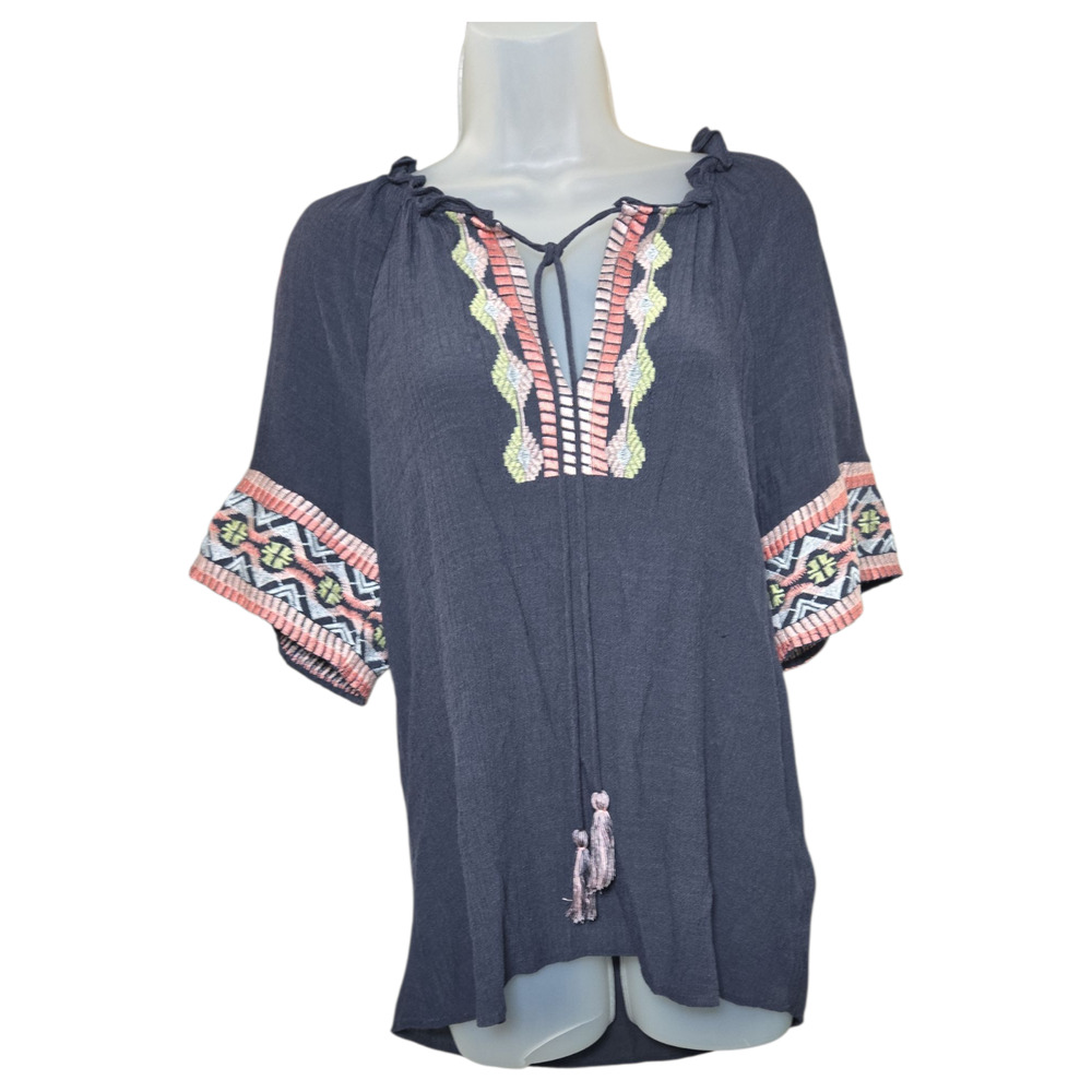 New Directions Wom Med Gray Short Sleeve Blouse Boho Artsy Flowy Spring Easter